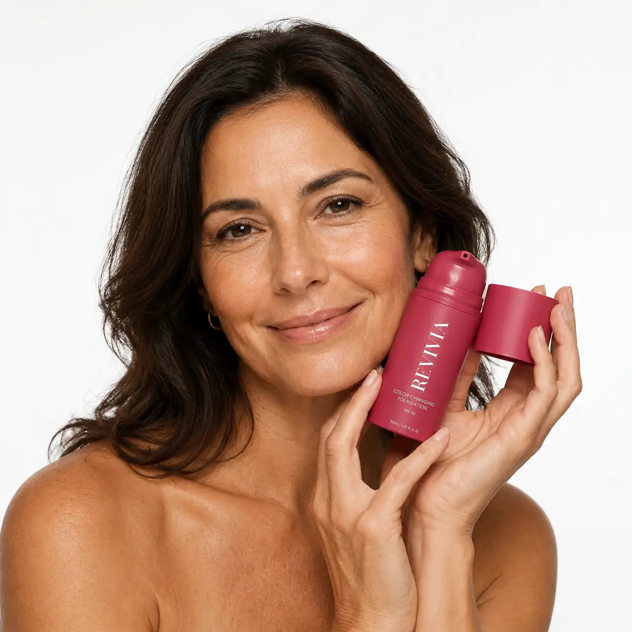 REVIVIA La base de maquillaje que se adapta al tono de la piel